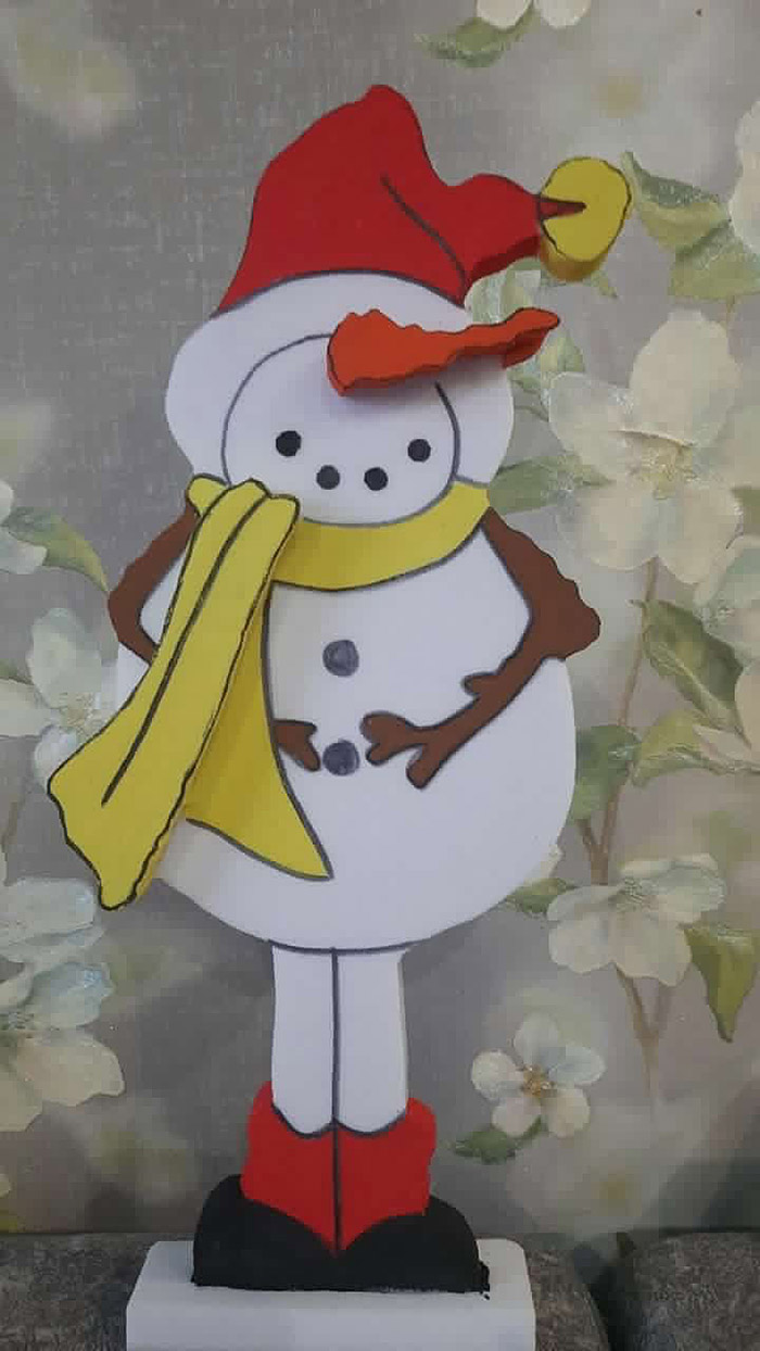 Снеговичок с шарфом